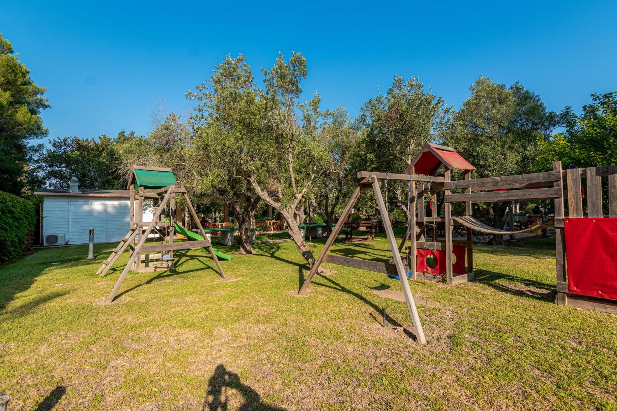 Bio Agriturismo Salos Alimini Eksteriør bilde